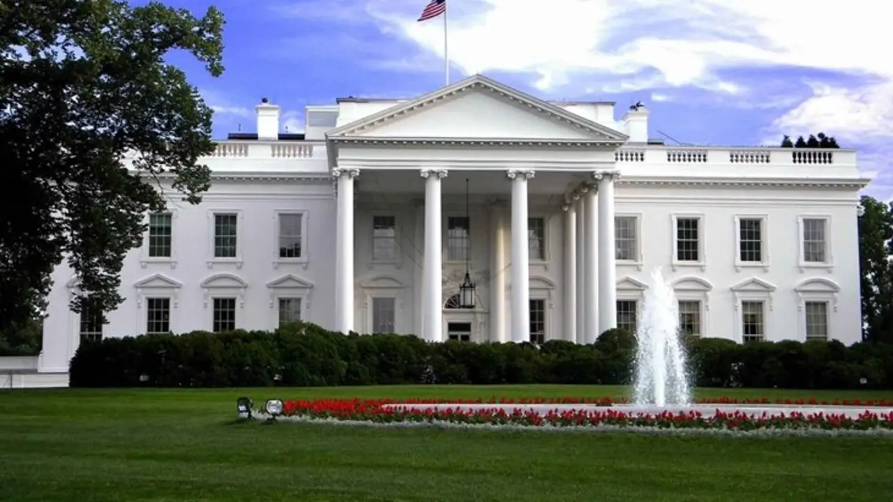 La Casa Blanca.