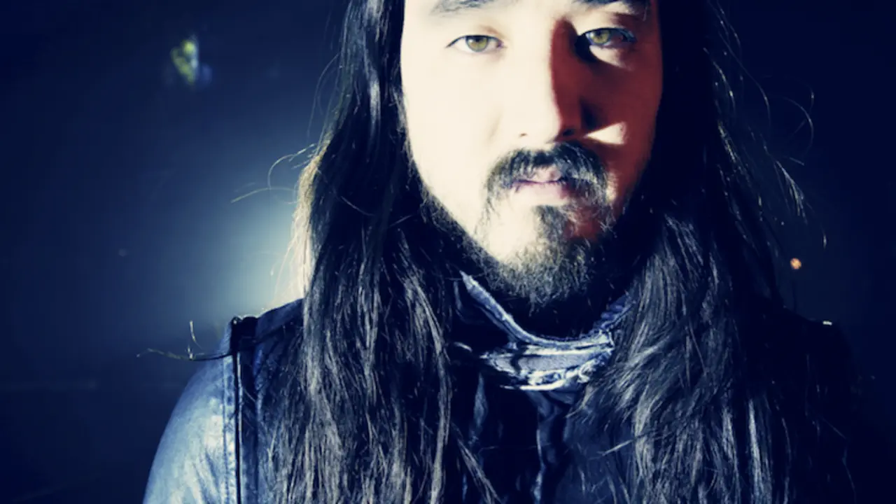Steve Aoki.