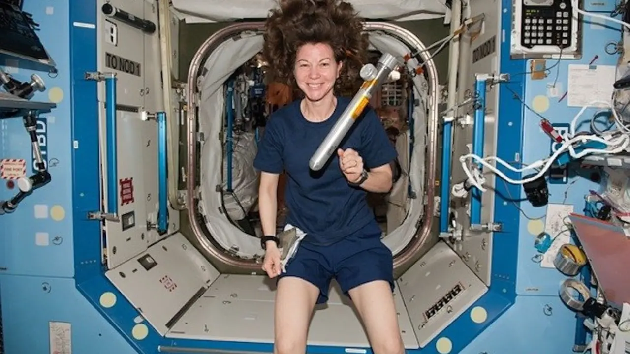 Mujer astronauta. / Pixabay