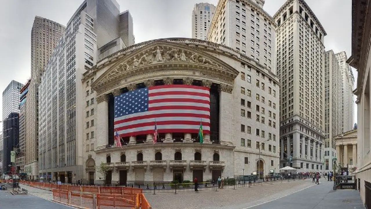 Vista panor&aacute;mica de Wall Street. / newyorkpanorama.com