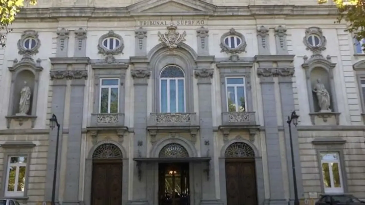 Tribunal Supremo de Espa&ntilde;a./ RRSS