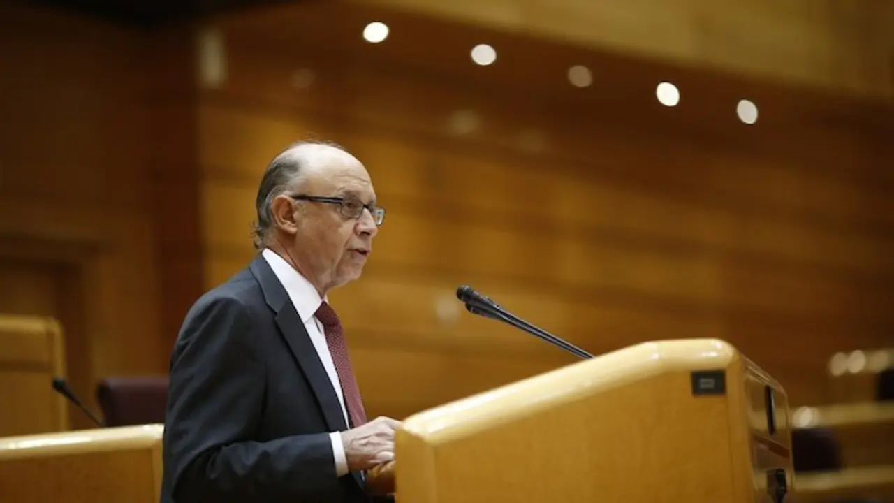 Cristóbal Montoro, titular de Hacienda. / Twitter