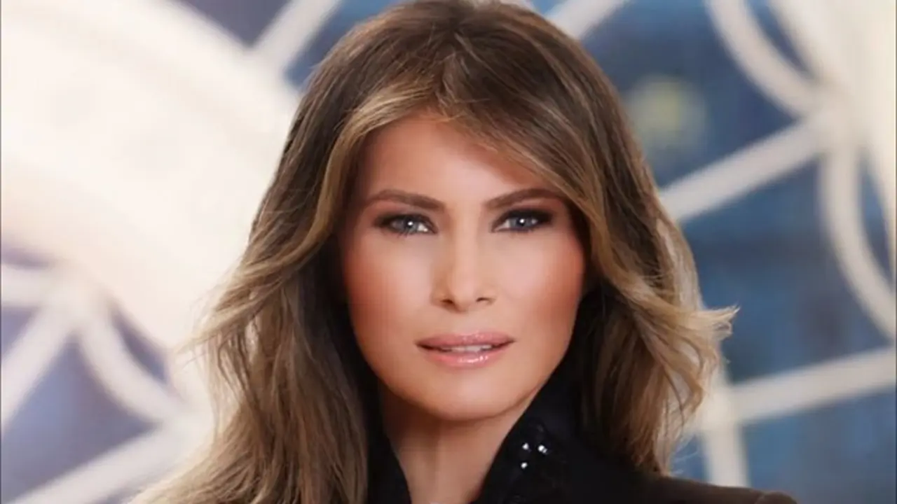 Fragmento del retrato oficial de Melania Trump. / Casa Blanca