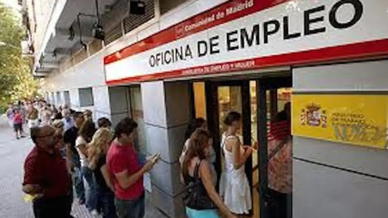 Oficina de empleo. / RRSS