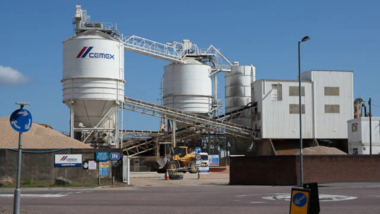 Planta productora de Cemex. / Archivo.