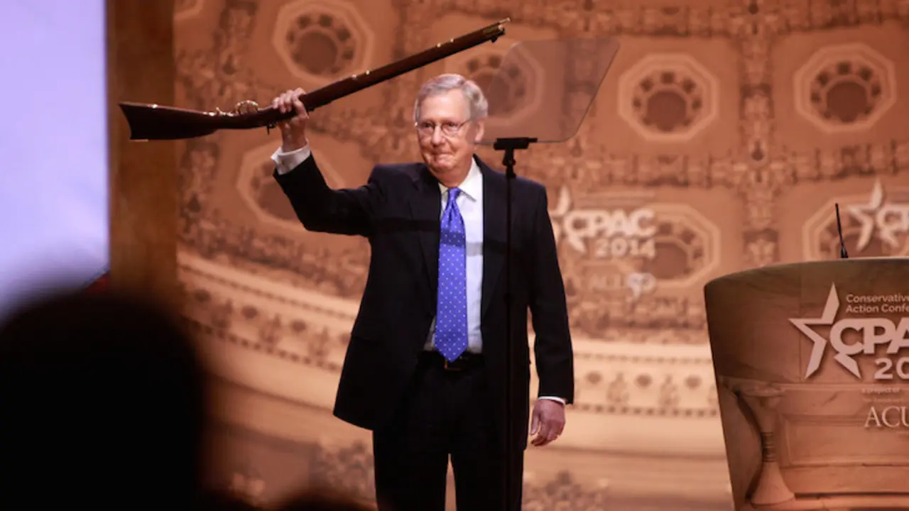 Mitch McConnell, senador republicano.