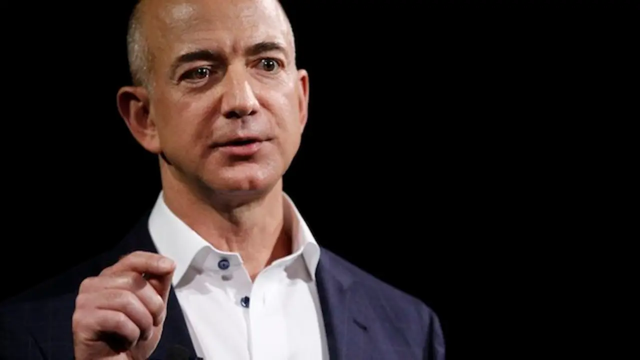 Jeff Bezos, propietario de Amazon. / Twitter
