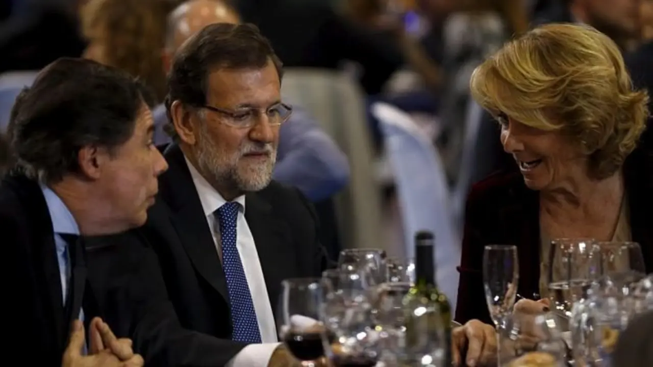 Ignacio Gonz&aacute;lez, Mariano Rajoy y Esperanza Aguirre. / El Mundo
