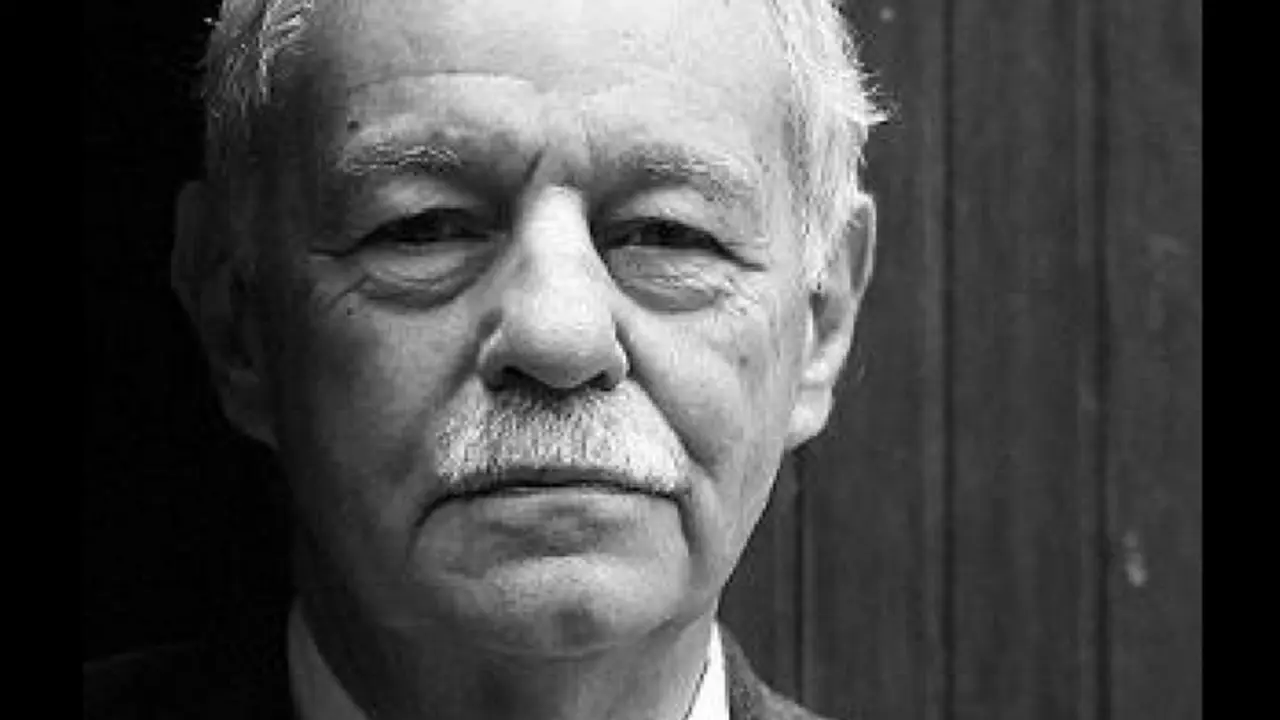 Eduardo Mendoza, escritor. Ambitocultural.