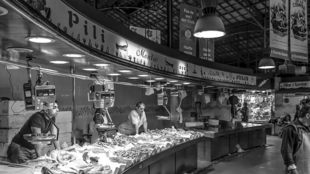 Mercado de peces. Pixabay.