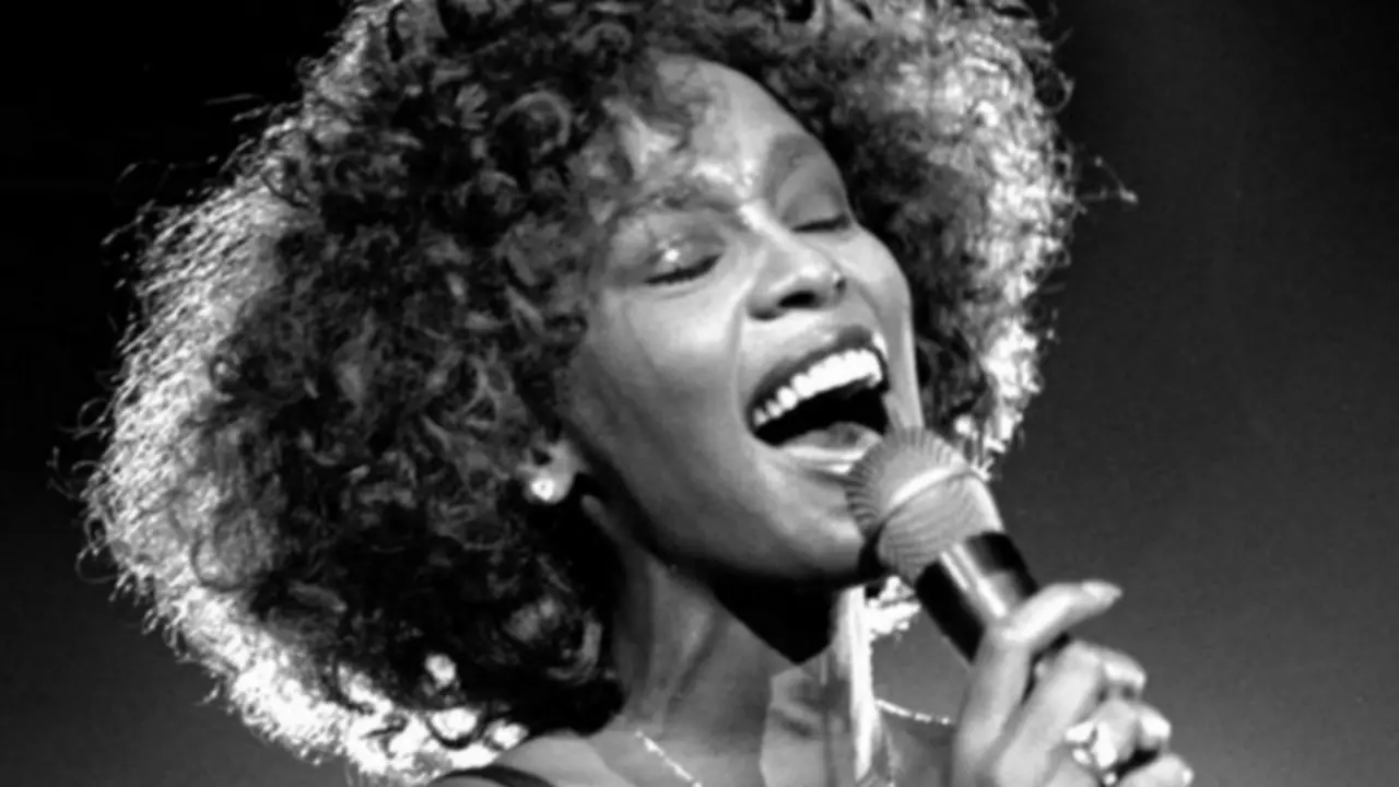 Whitney Houston, cantante y actriz. Twitter.