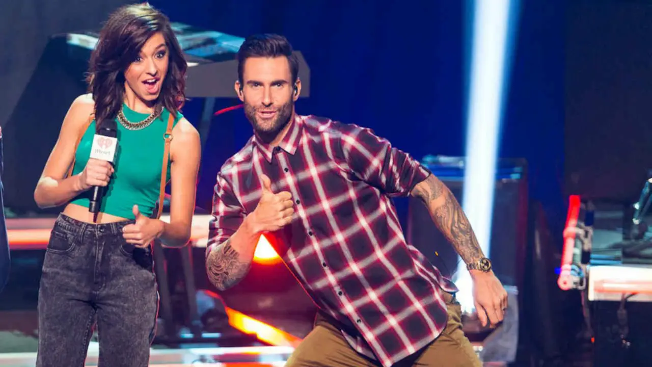 Christina Grimmie y Ada Levine