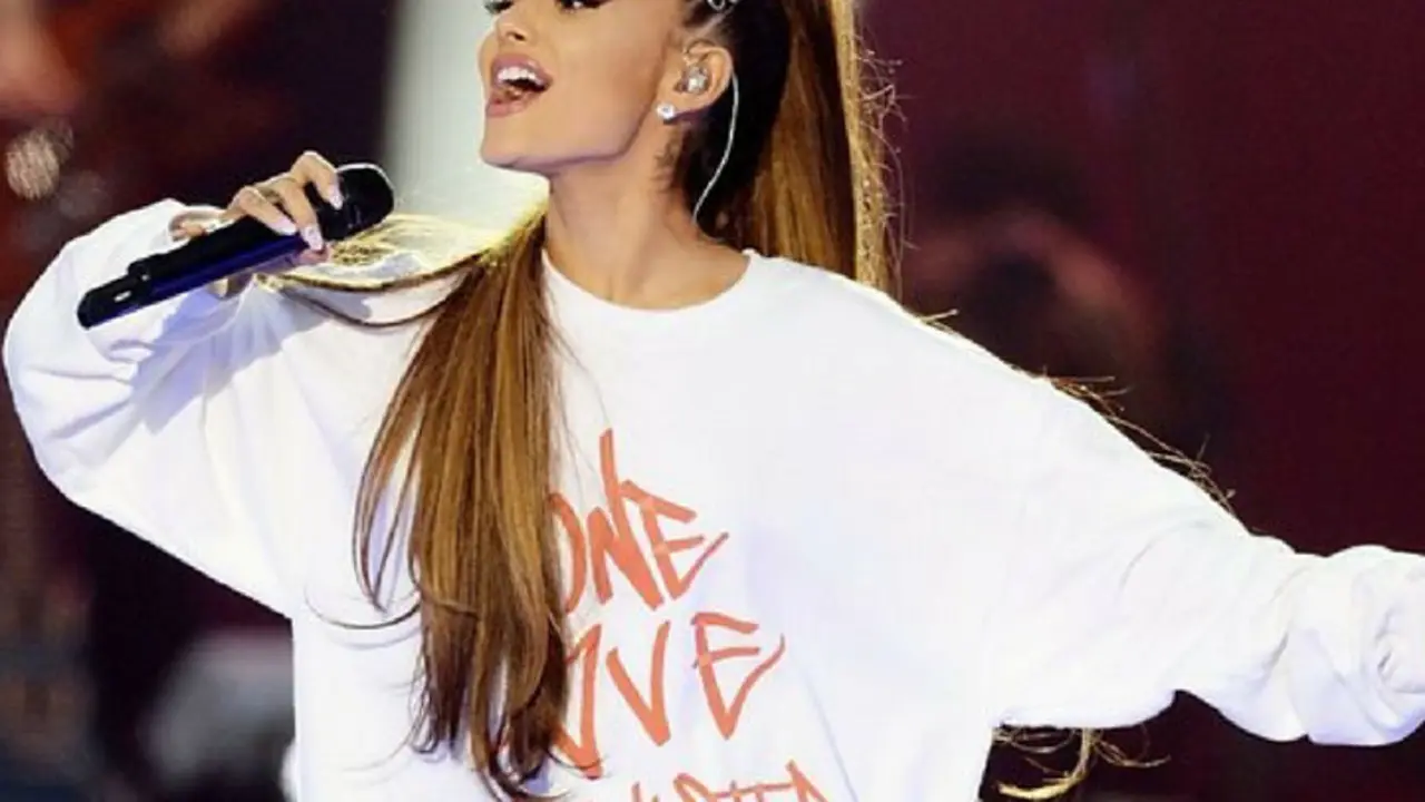 Ariana Grande, cantante, durante el One Love Manchester. /  YouTube.