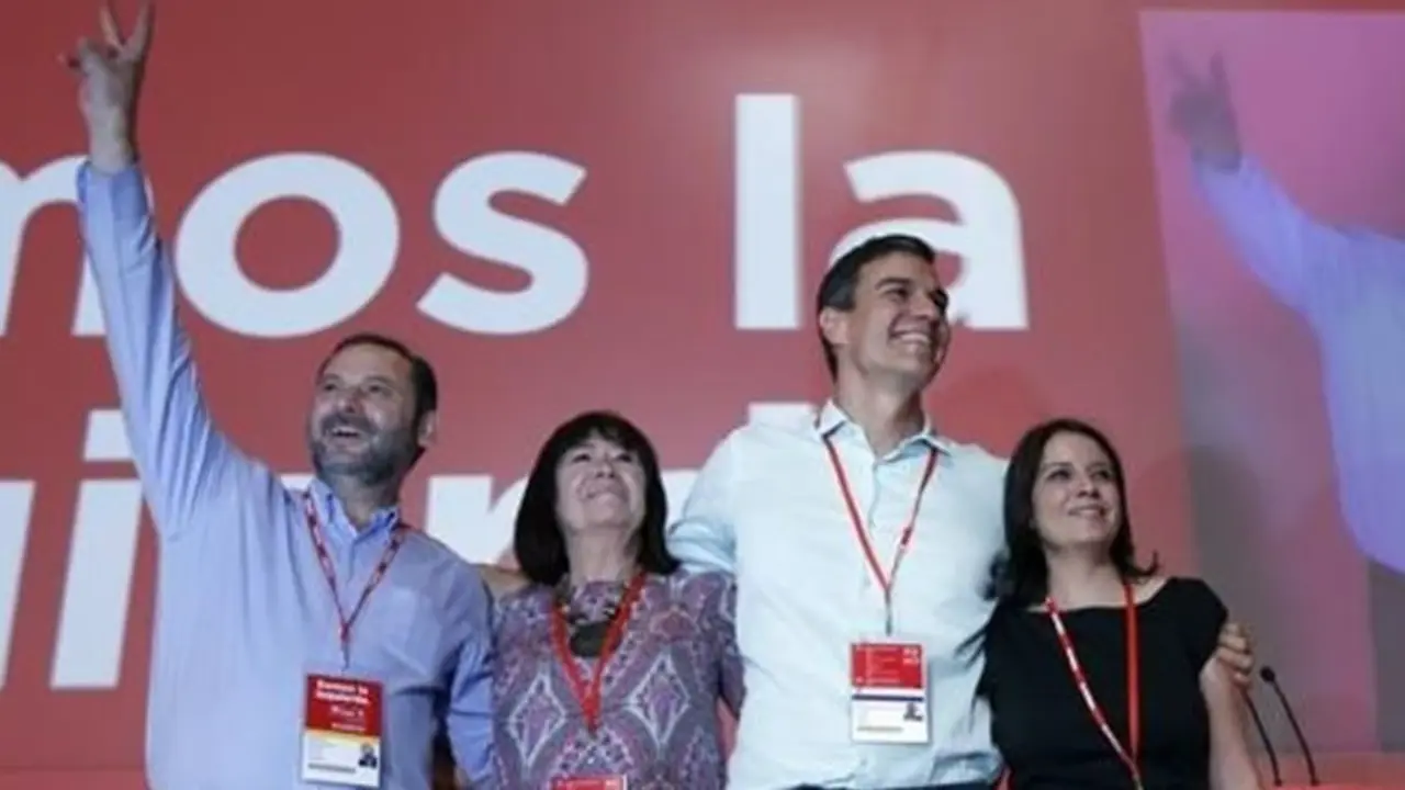 Jos&eacute; Luis &Aacute;balos, Cristina Narbona, Pedro S&aacute;nchez y Adriana Lastra. / PSOE