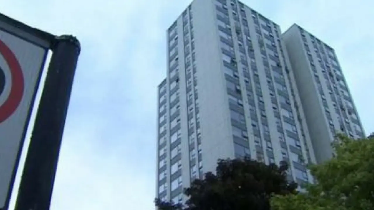 Torre de Camden. El Pa&iacute;s.
