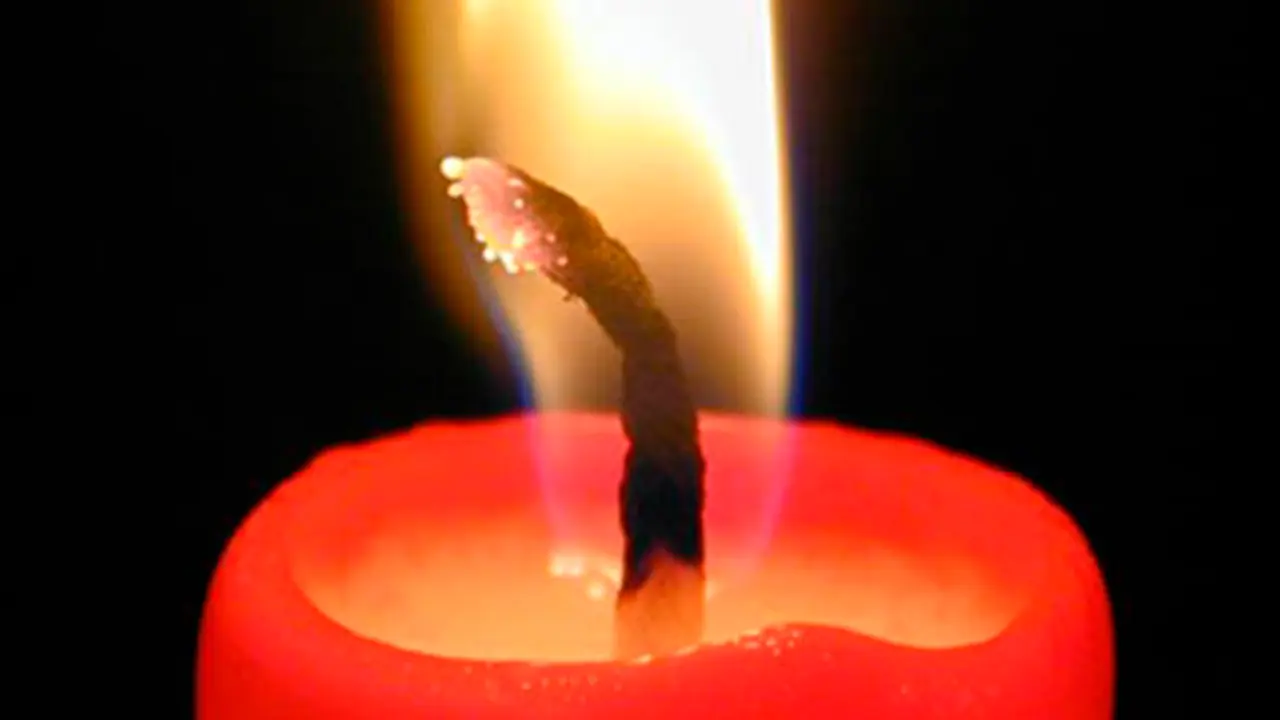 Una vela.