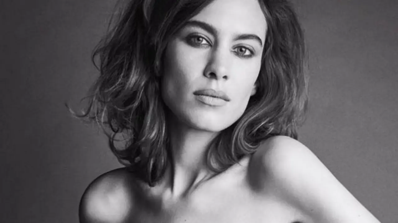 Alexa Chung, modelo y bloguera. Love Magazine.