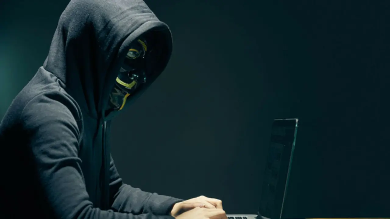 Hacker. RR SS.