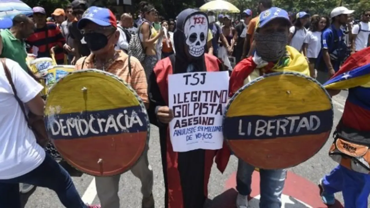 Los ministros de Relaciones Exteriores de quince pa&iacute;ses debatir&aacute;n la situaci&oacute;n de Venezuela en Per&uacute;. / RRSS