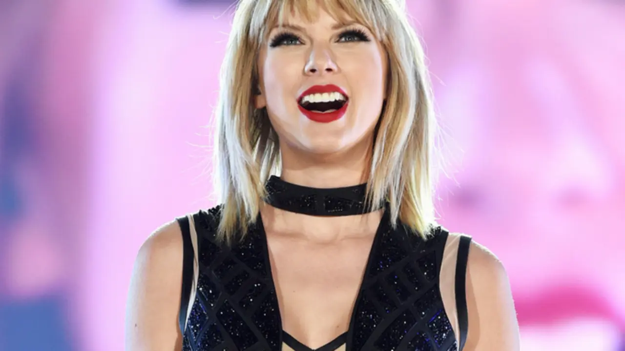 Taylor Swift, cantante. Billboard.
