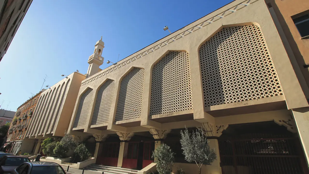 Mezquita_Abu_Bakr_de_Madrid_(Espa&ntilde;a)_02