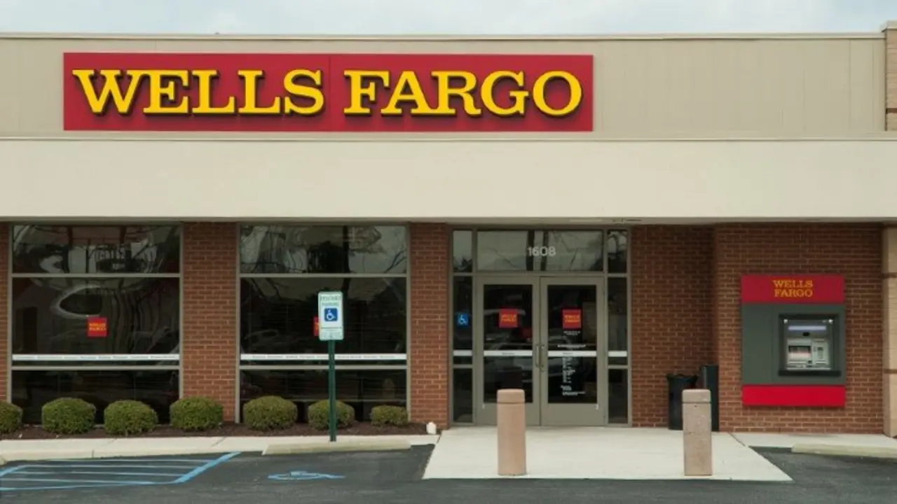 Agencia de Wells Fargo. / RRSS