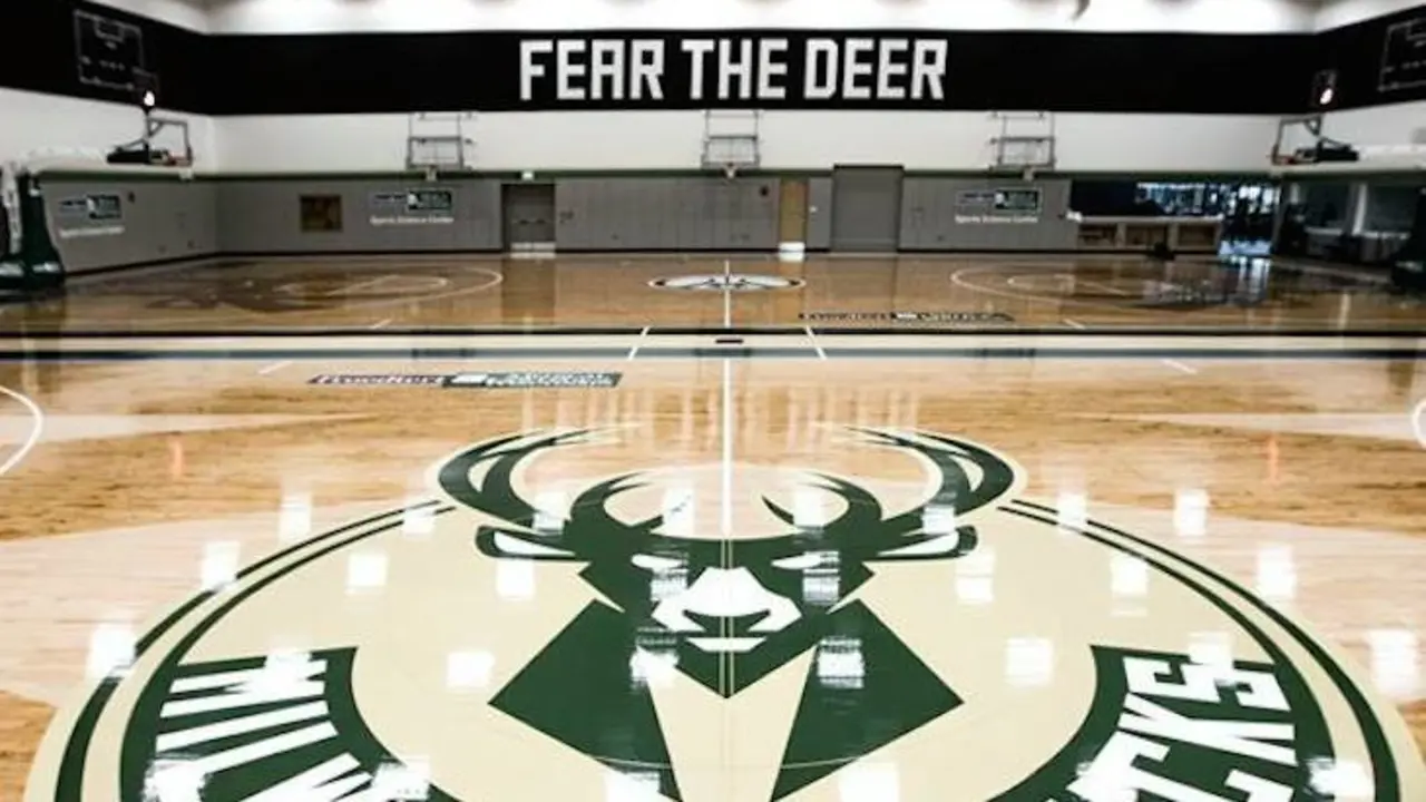 Campo de entrenamiento de los Milwaukee Bucks. / Twitter