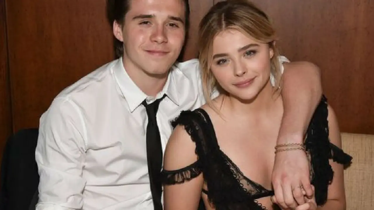 Brooklyn Beckham, modelo, y Chlo&euml; Grace Moretz, actriz. Instagram.