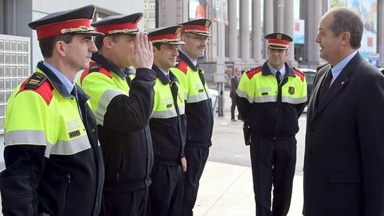 Mandos de la polic&iacute;a catalana.