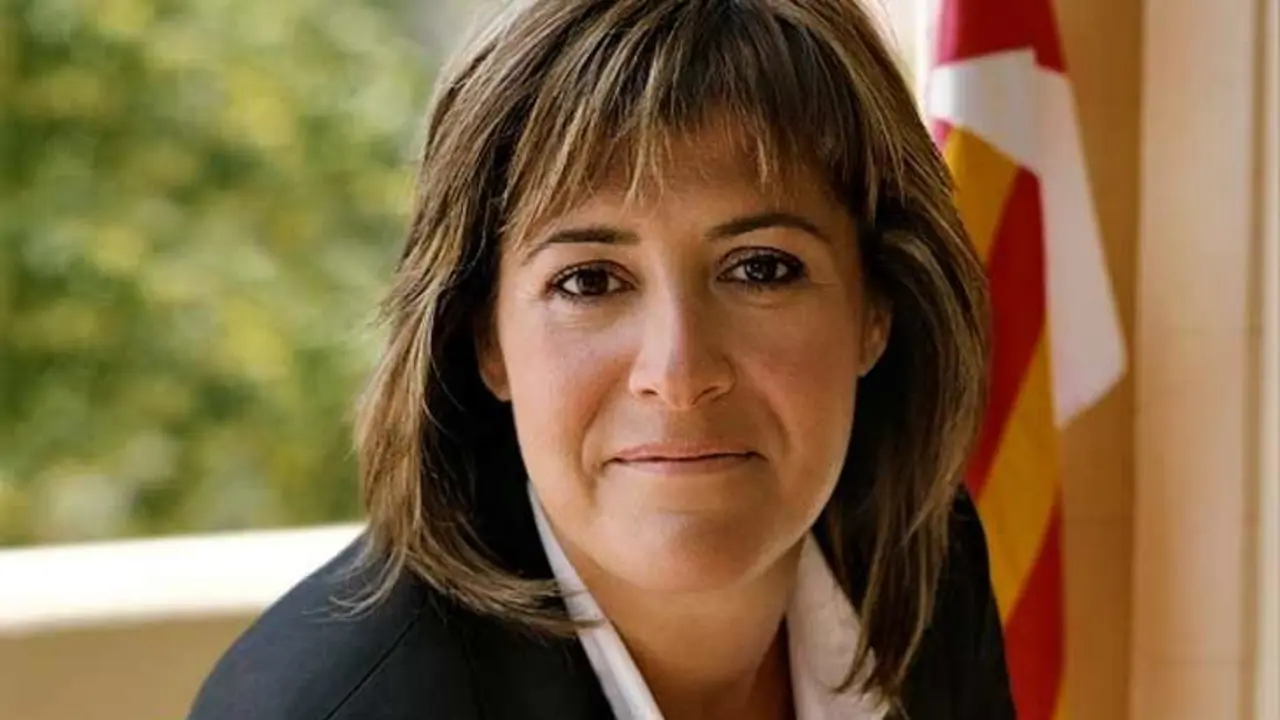Alcaldesa de L'Hospitalet de Llobregat, Nuria Mar&iacute;n. / Wikipedia