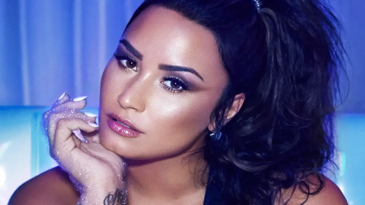 Demi Lovato, actriz y cantante. Billboard