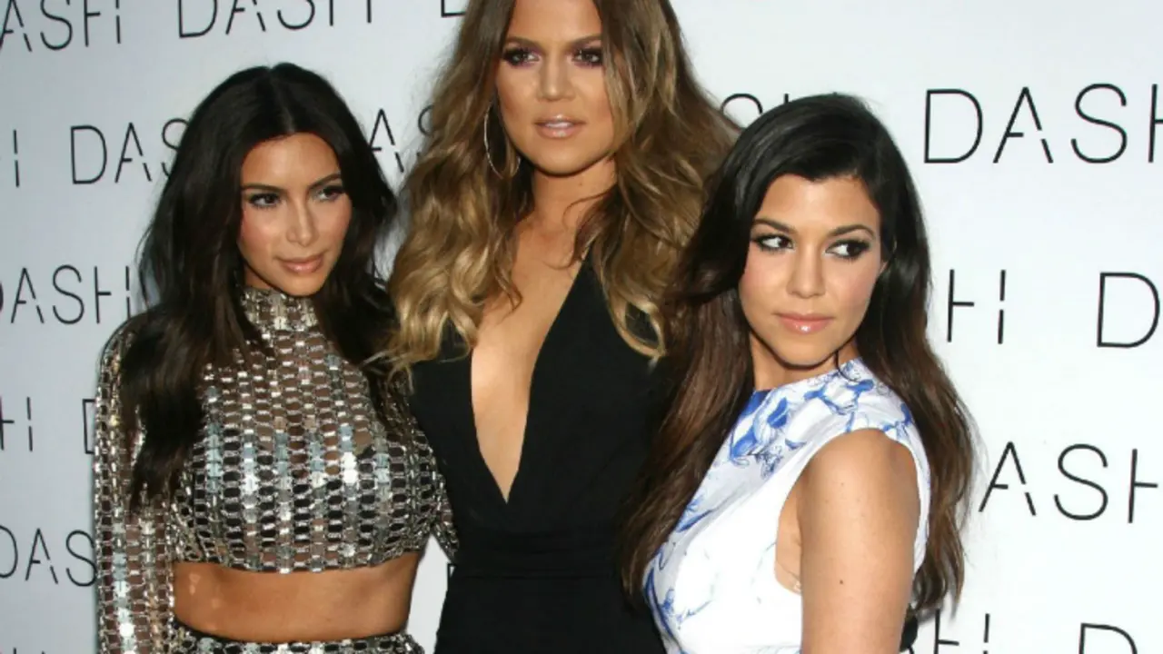 Kim, Khloe y Kourtney Kardashian, empresarias.  celebmafia.com
