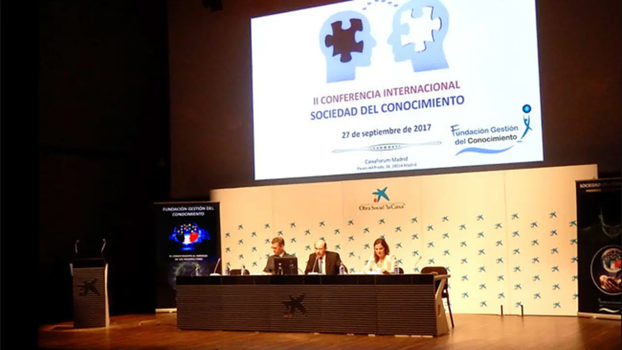 Imagen Conferencia JPEG para MUNDIARIO