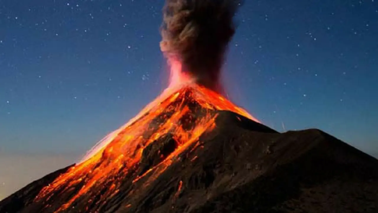 Volc&aacute;n de Fuego en Guatemala. RR SS.