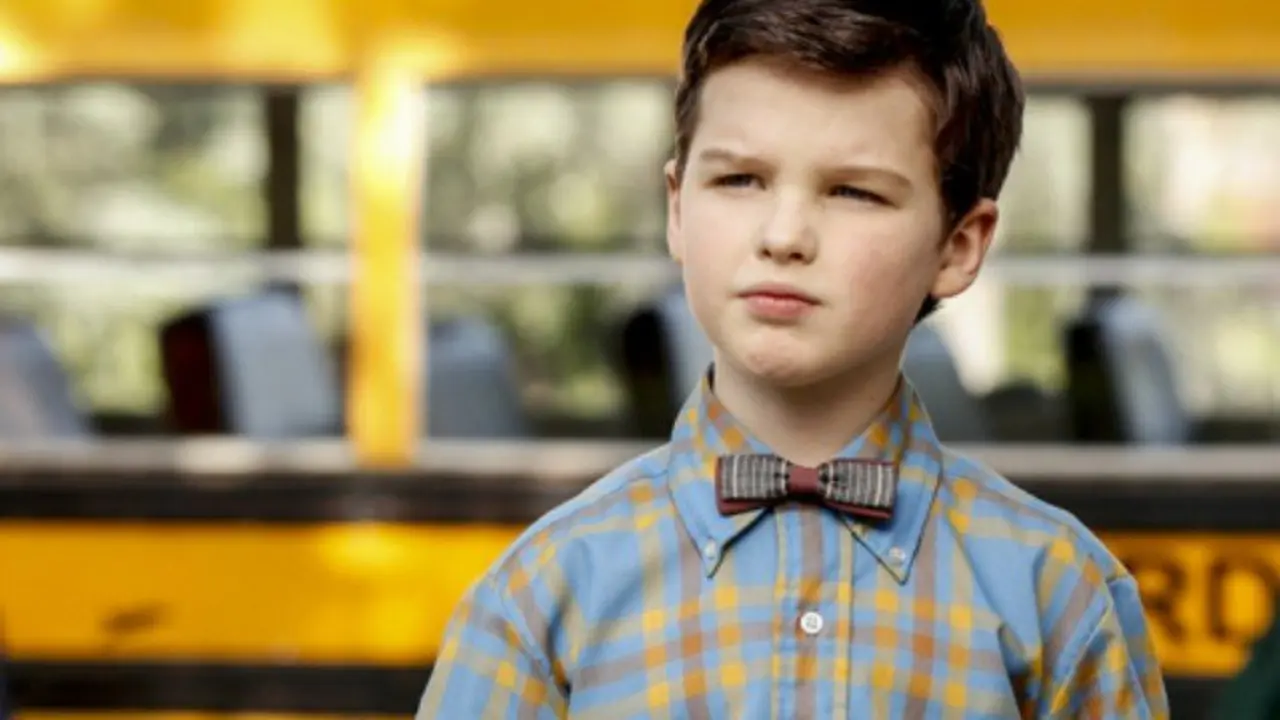 Iain Armitage, actor, como Sheldon Cooper en la serie Young Sheldon. CBS