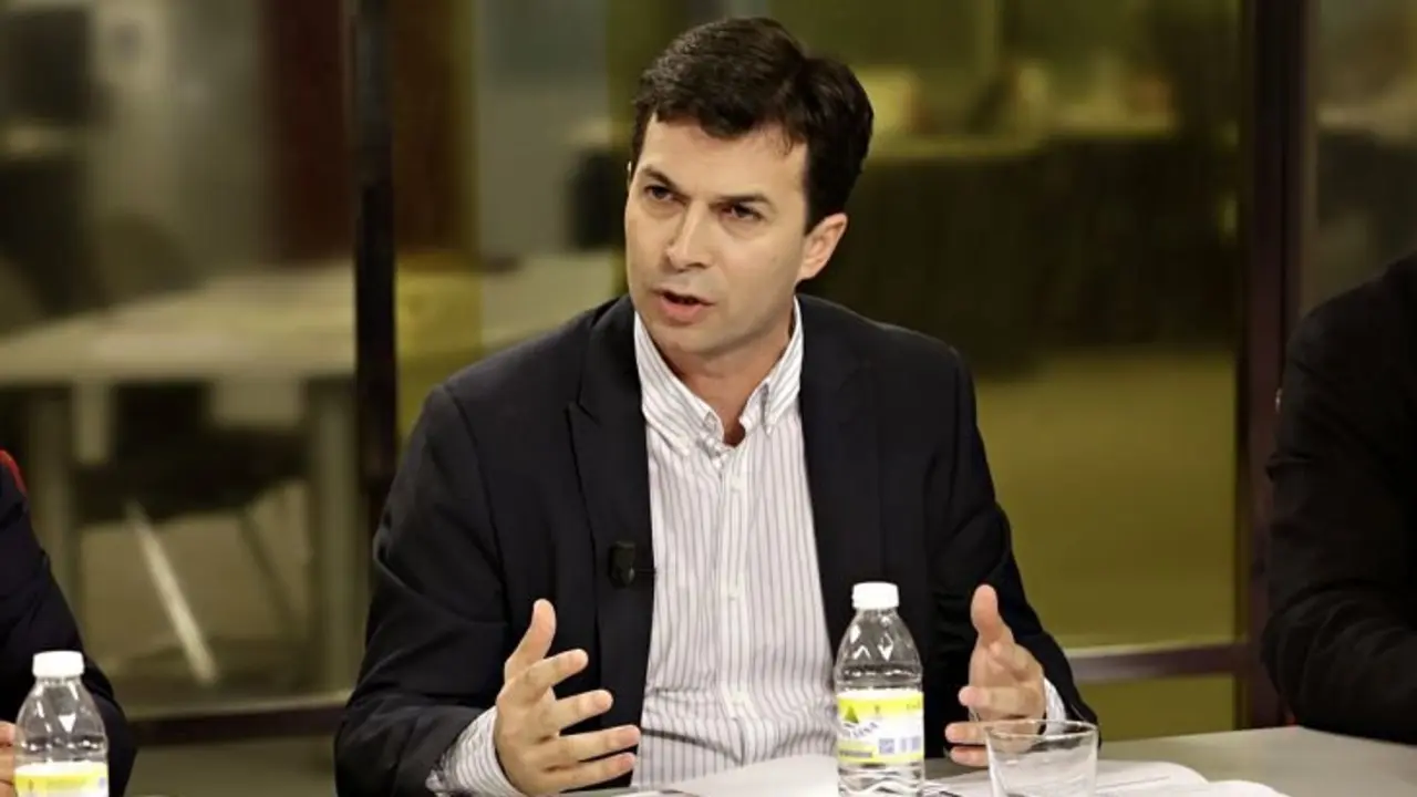 Gonzalo Caballero. / V