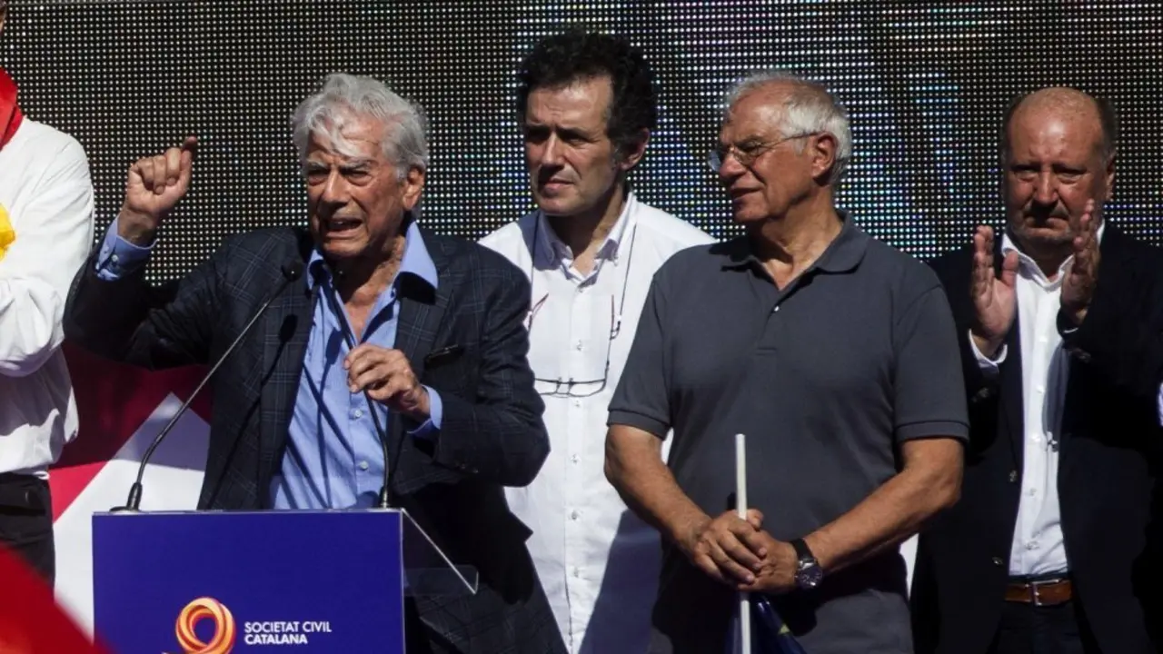 Vargas Llosa y Josep Borrell.