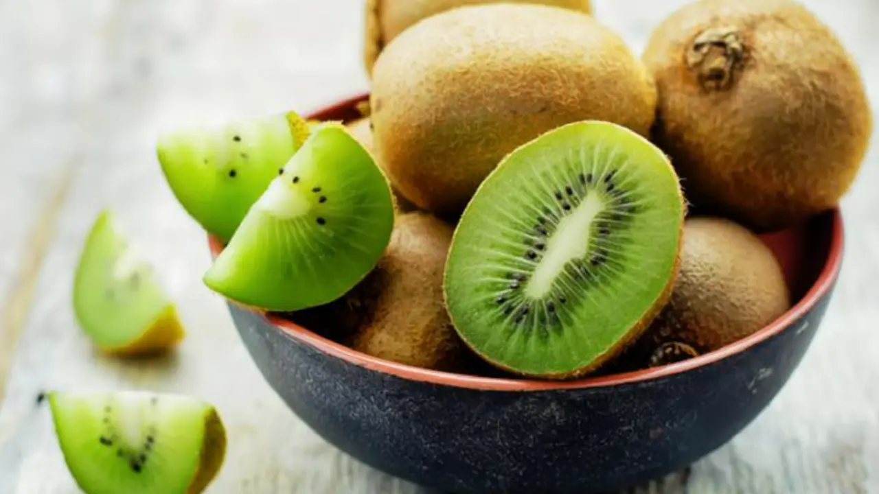 Kiwi, fruta. / Vix.