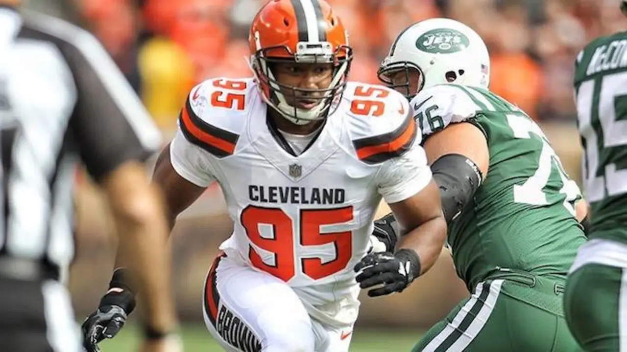 Los Cleveland Browns (blanco) han perdido sus seis partidos hasta ahora. / Facebook