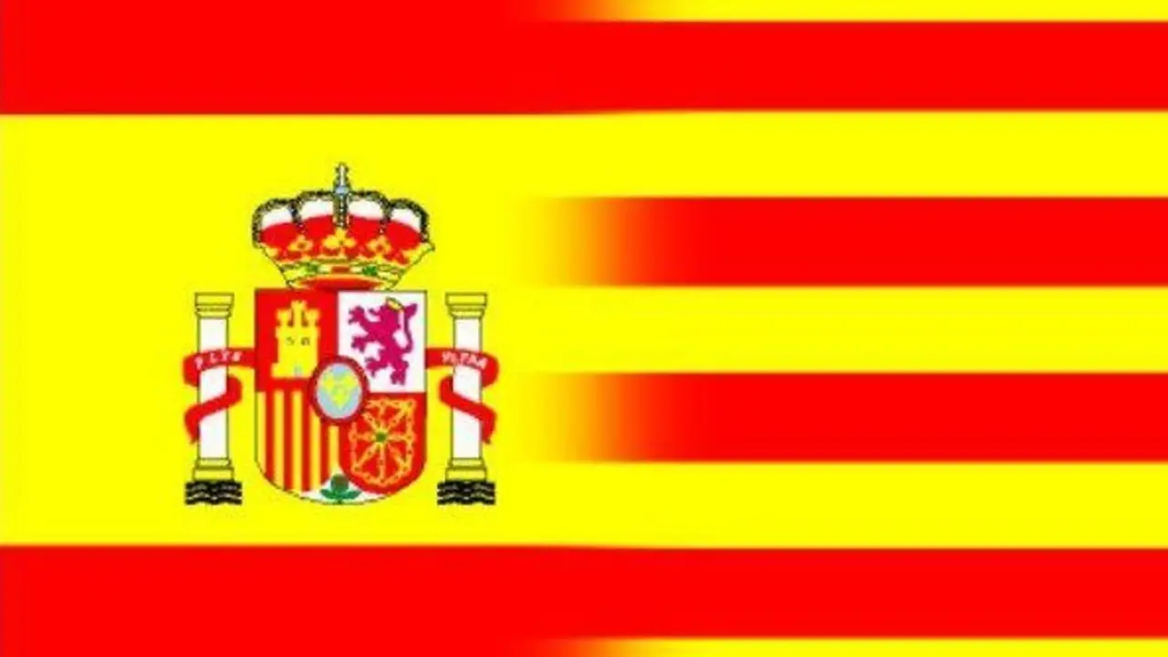 Banderas de Espa&ntilde;a y Catalu&ntilde;a fundidas. / RR.SS,