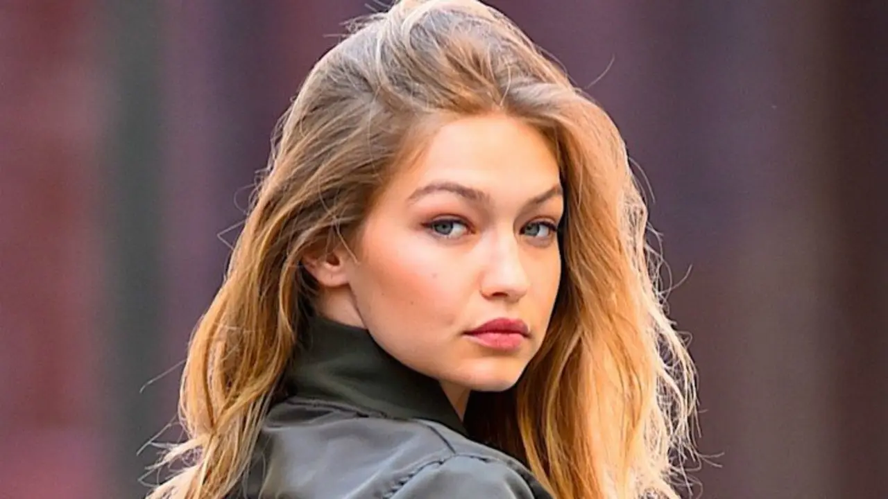 Gigi Hadid, modelo y empresaria. Teen Vogue