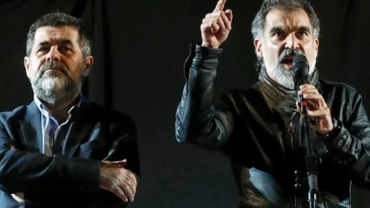 Jordi Sánchez (izq.) y Jordi Cuixart (der.). / Twitter-Onda Cero