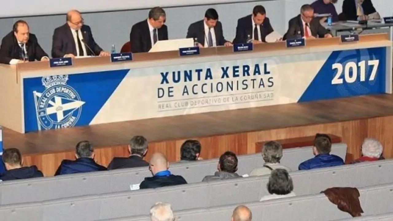 Junta de accionistas del Deportivo de La Coruña.