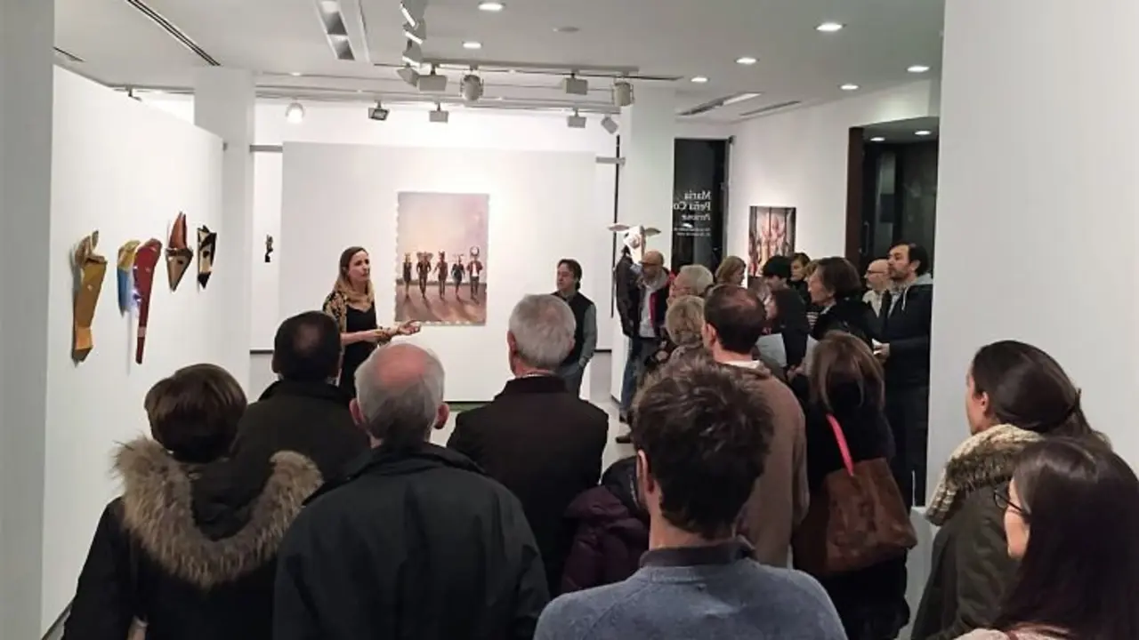 Mar&iacute;a Pe&ntilde;a Coto, inaugura su exposici&oacute;n Personae, en Oviedo  / I&ntilde;aki S&aacute;nchez 