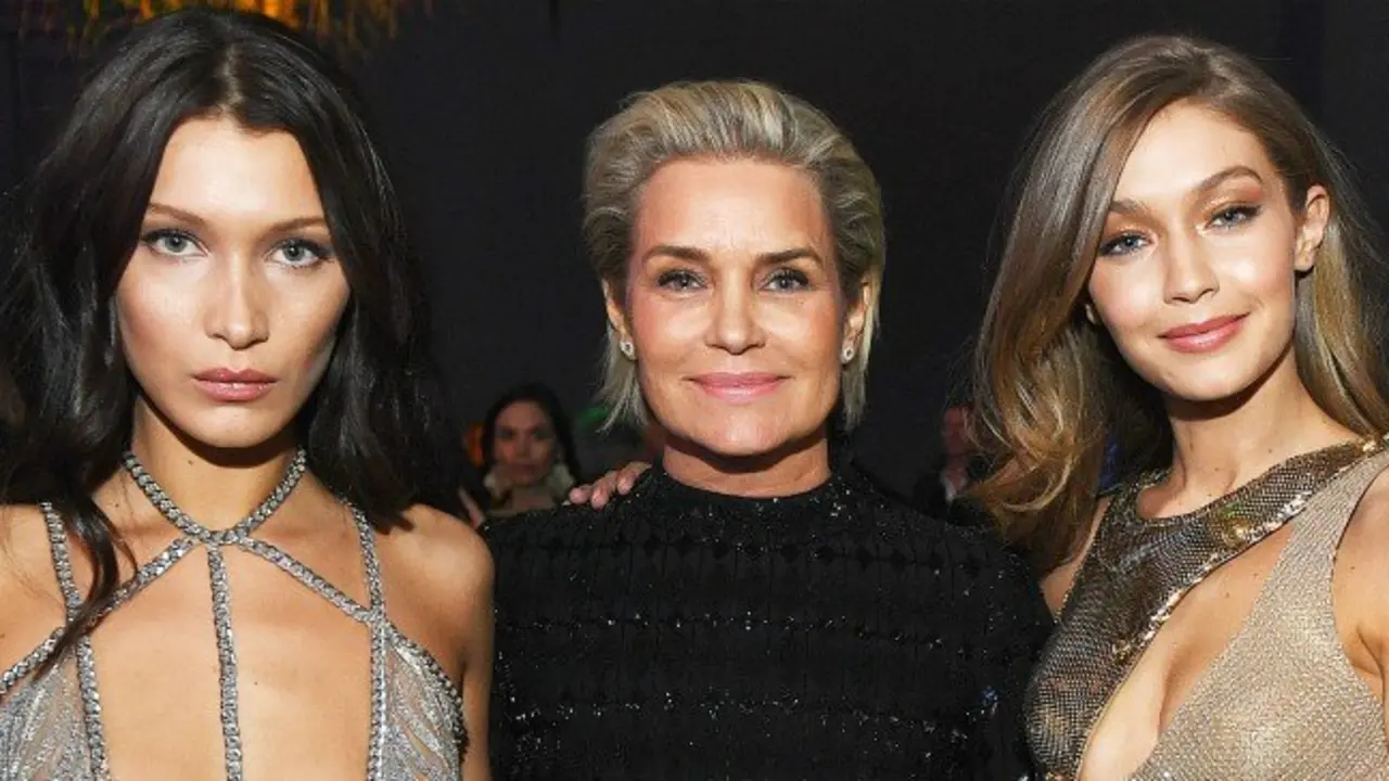 Bella Hadid, Yolanda Hadid y Gigi Hadid, modelos y empresarias. Instagram