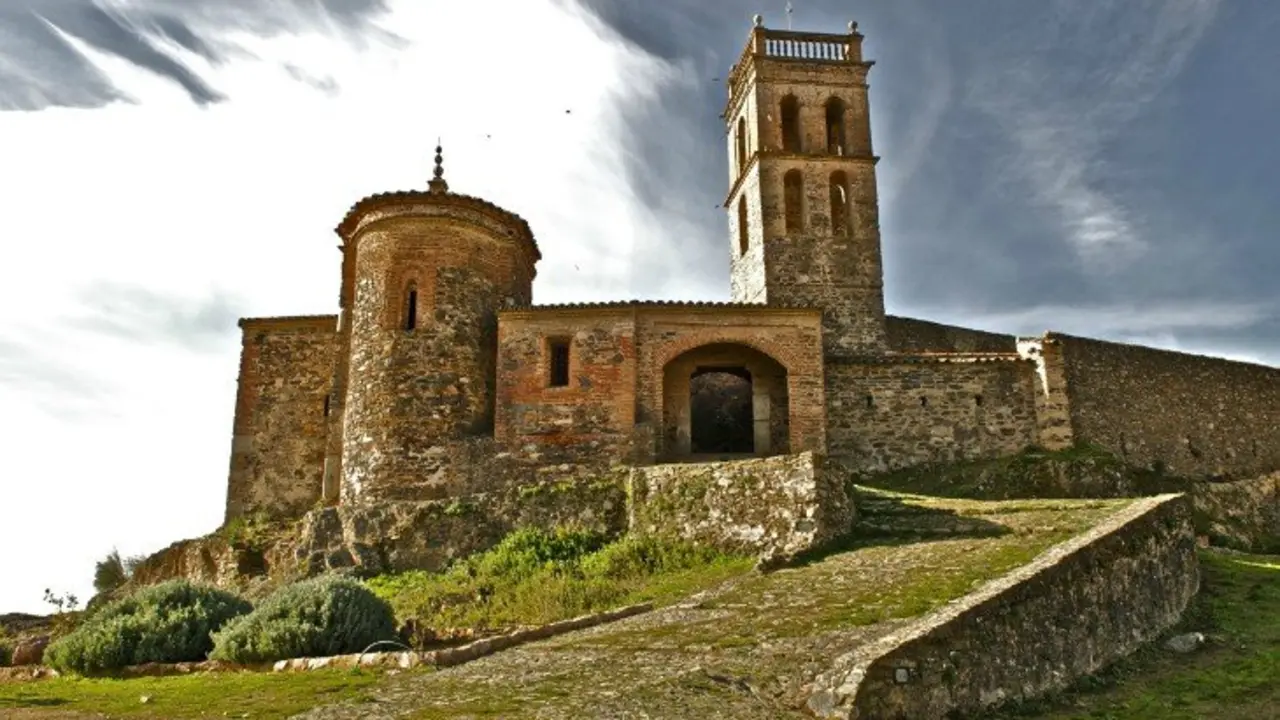 Almonaster La Real, Huelva. Andaluc&iacute;a Econ&oacute;mica