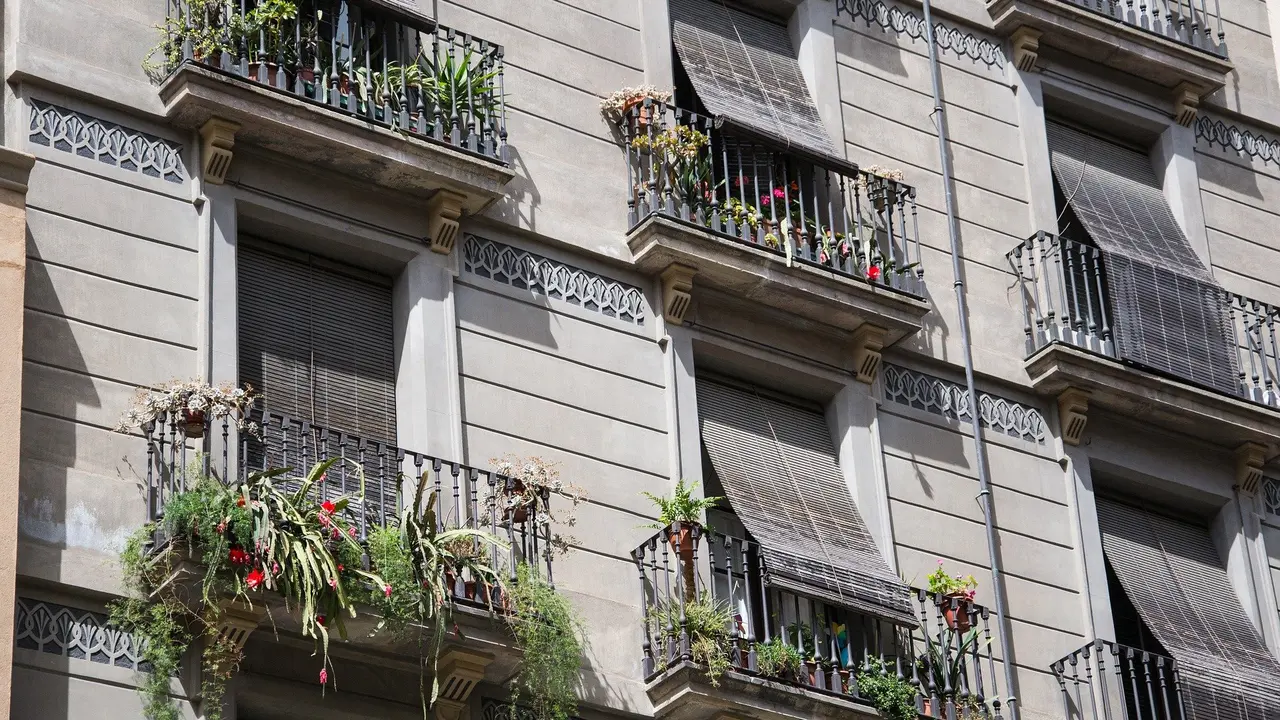 Edificio de viviendas. / Mundiario