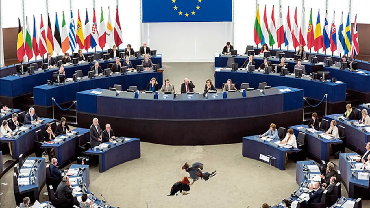 Parlamento / Collage de  Pepe Pelayo