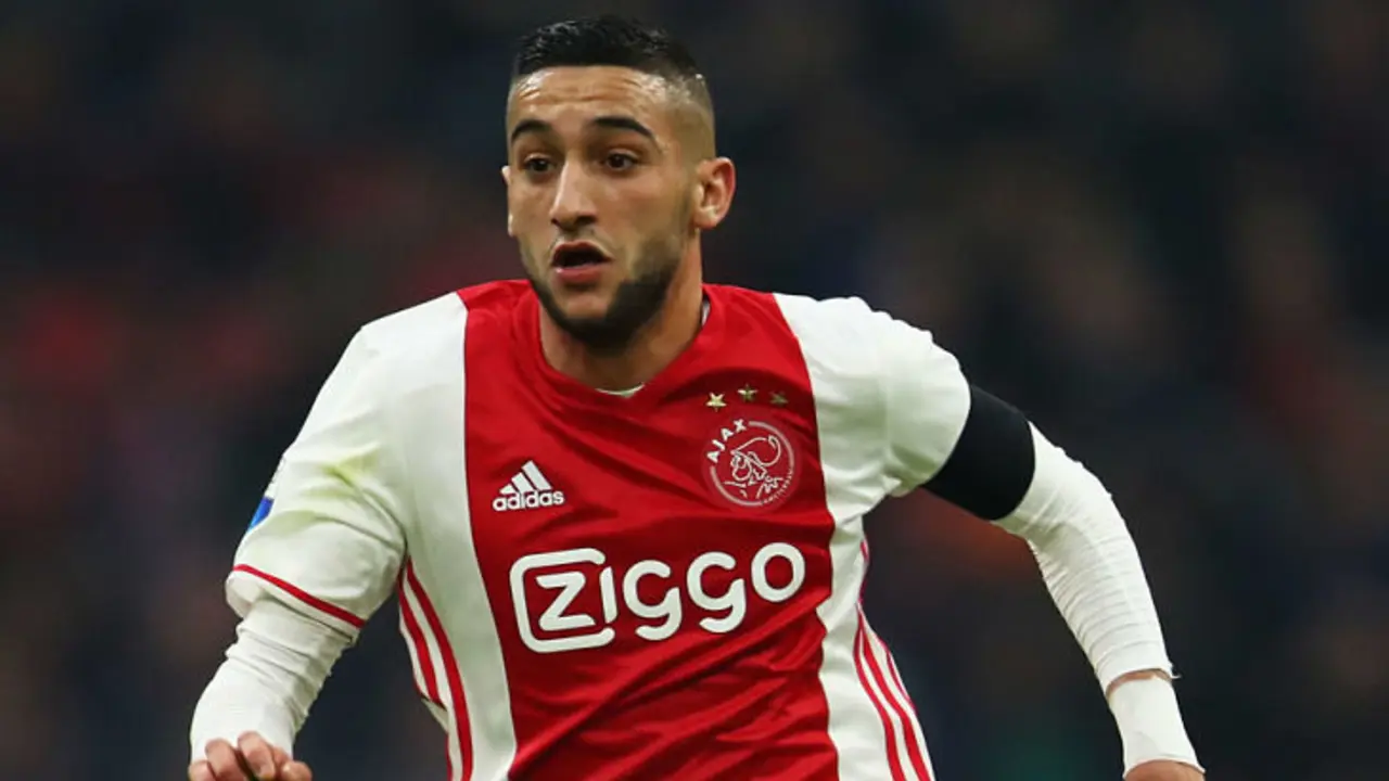 AMSTERDAM, NETHERLANDS - JANUARY 29:  Hakim Ziyech of Ajax in action during the Eredivisie match between Ajax Amsterdam and ADO Den Haag held at Amsterdam Arena on January 29, 2017 in Amsterdam, Netherlands.  (Photo by Dean Mouhtaropoulos/Getty Images)