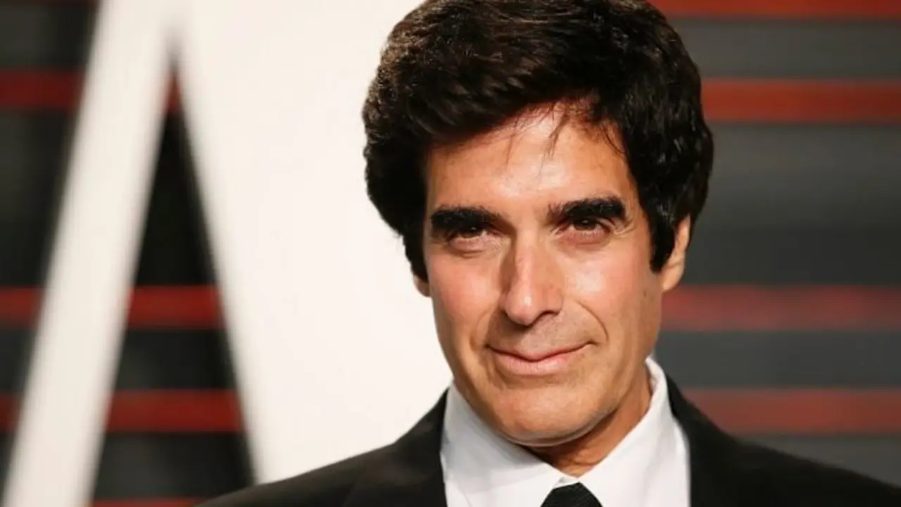 David-Copperfield / Indie Hoy